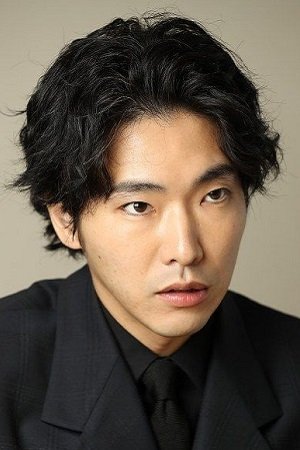 Emoto Tasuku